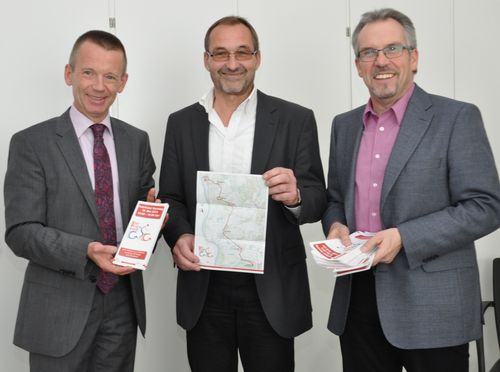 Faltblatt wirbt für autofreien Sonntag am 18. Mai